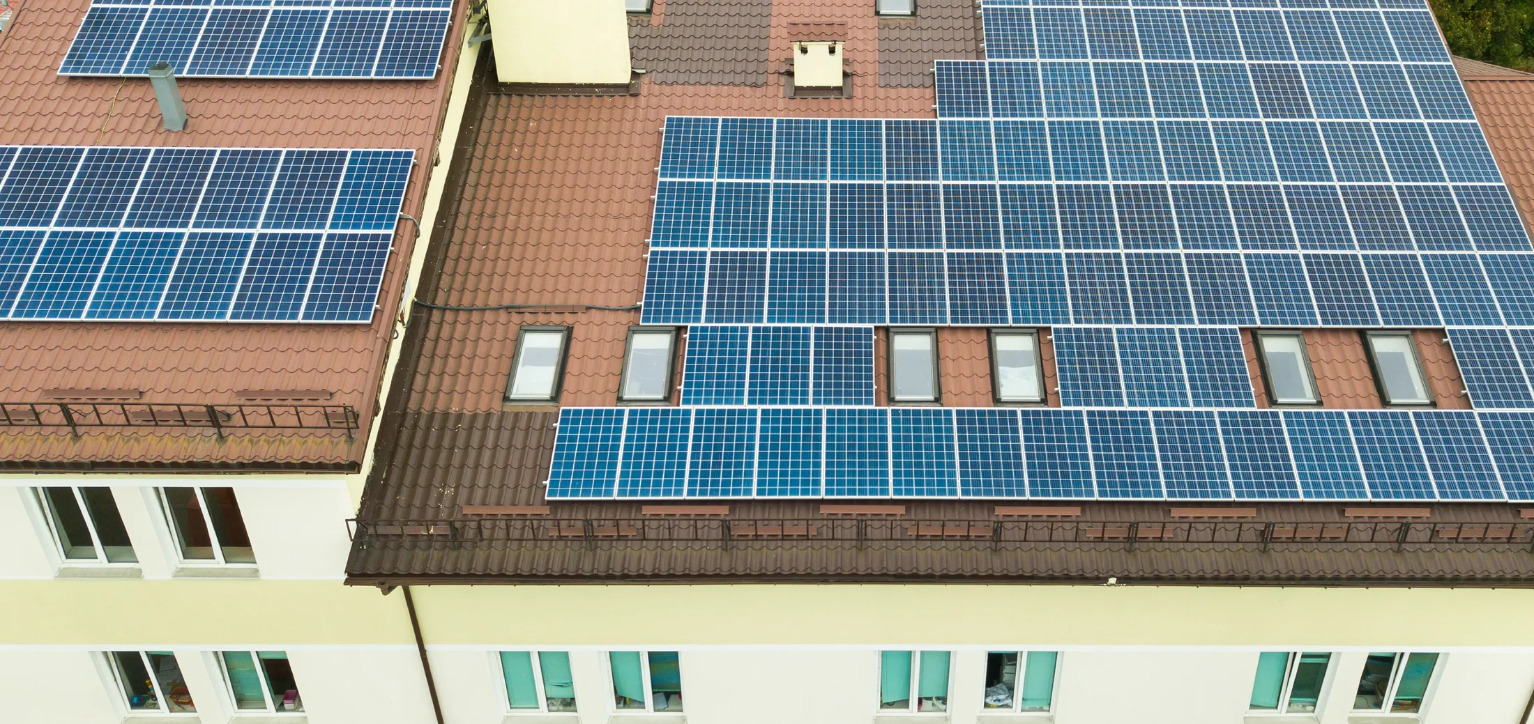 GEON - Tetto residenziale con pannelli solari